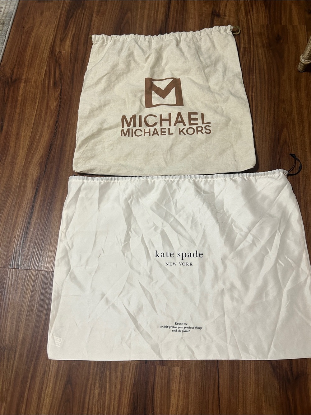 MICHAEL Michael Kors Beige Drawstring Logo Dust Bag